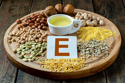 vitamin-E-oil-foods-opt