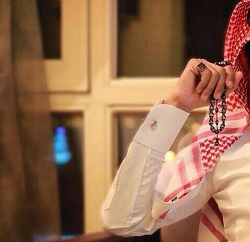 رمزيات شباب سعوديين خقق شباب لابسين شماغ ونظارات Findo